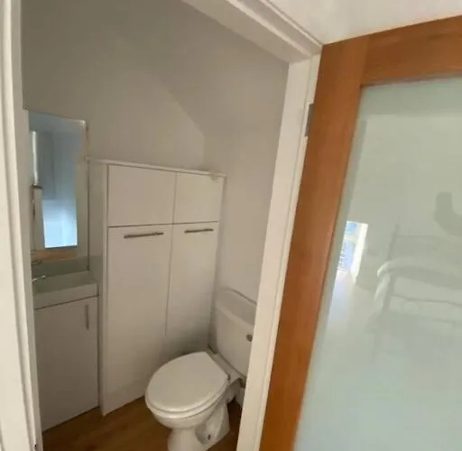 Дом отдыха Devane House