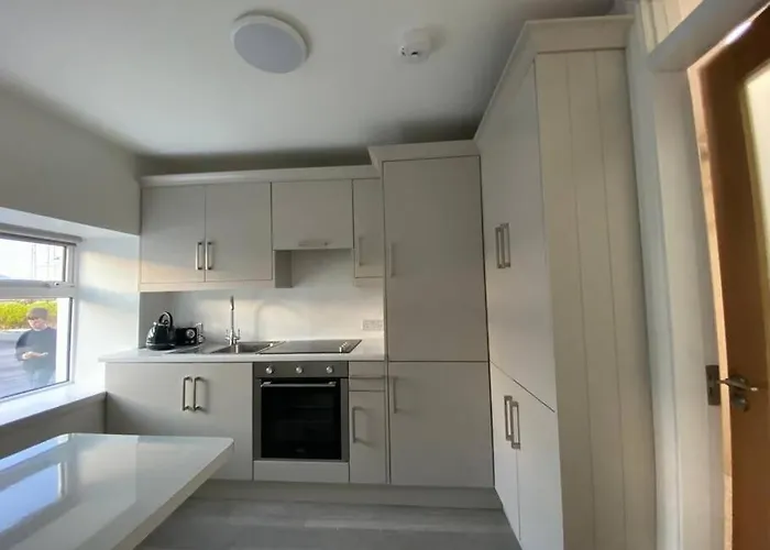 Дом отдыха Devane House *